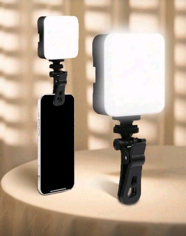 5 Clip-On LED Selfie Light for Smartphone